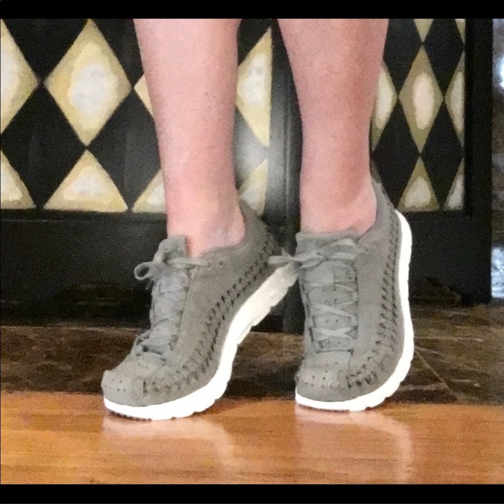 Nike Shoes. Size 6.5. NWOT